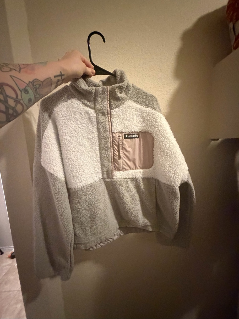 Columbia Women's Two-Tone Sherpa Pullover Sweater - Grey/Cream crop